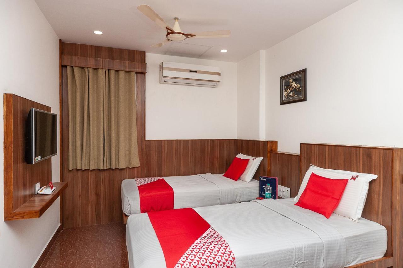 Oyo 29859 Rds Guest House Ambur Zewnętrze zdjęcie